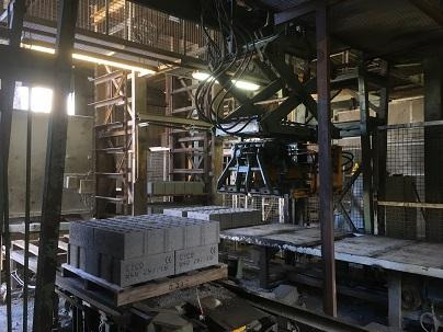 DEMLER 100 - Máquina bloquera: foto 2 DEMLER 100 - Máquina bloquera: foto 2