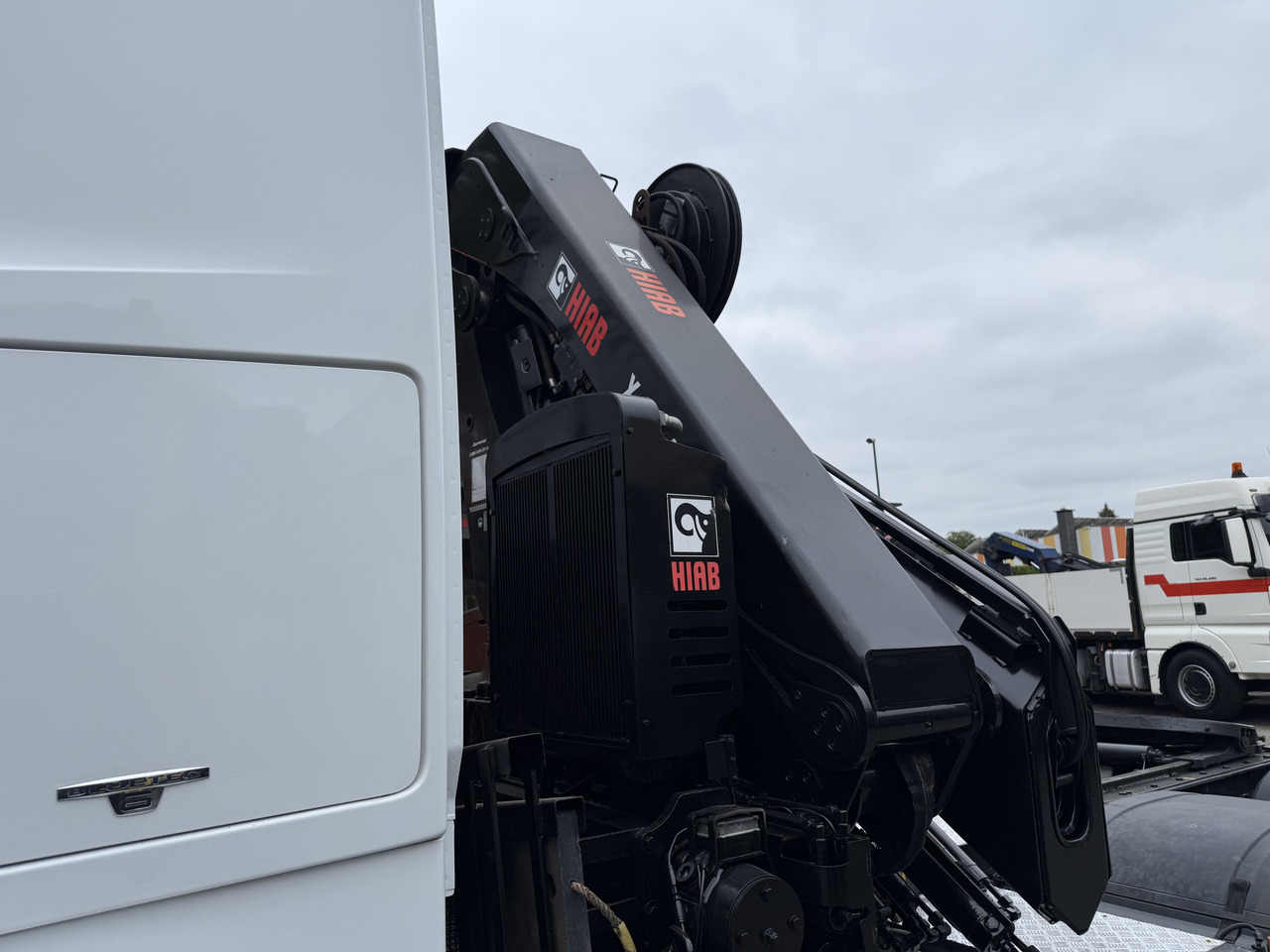 Mercedes-Benz Arocs 2648 LS 6X4 Kran Hiab X-HiPro 302 - Cabeza tractora: foto 2 Mercedes-Benz Arocs 2648 LS 6X4 Kran Hiab X-HiPro 302 - Cabeza tractora: foto 2