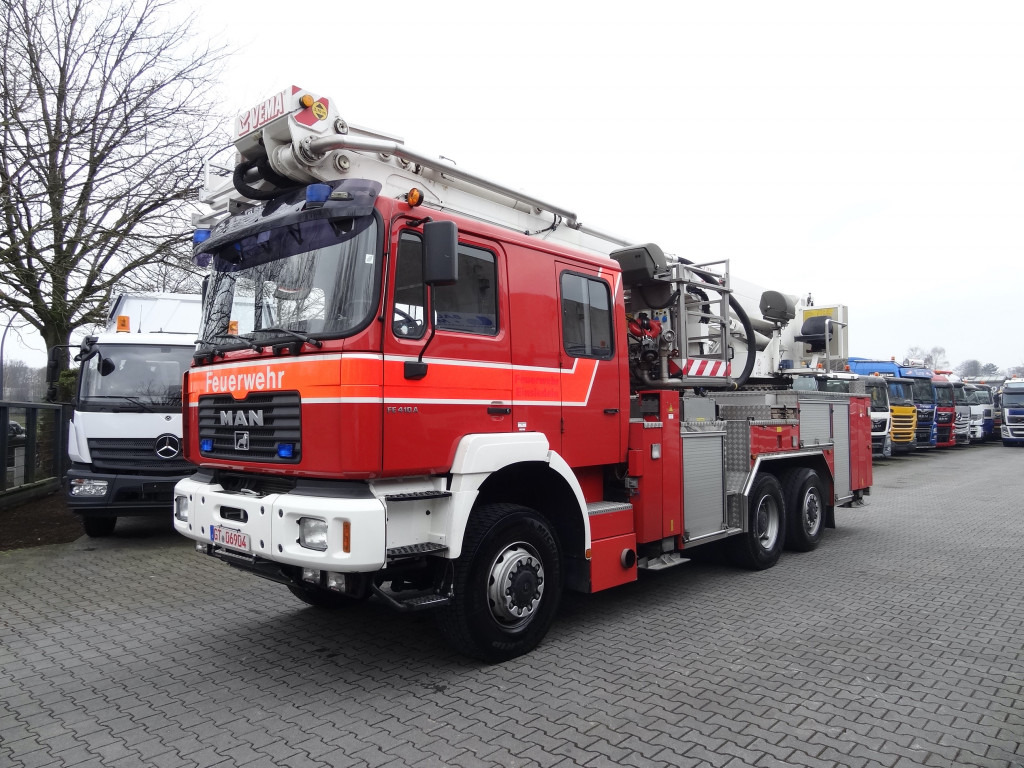 MAN FE 410 6X6 Feuerwehr Vema Lift 32 Meter - Camión con plataforma elevadora: foto 1 MAN FE 410 6X6 Feuerwehr Vema Lift 32 Meter - Camión con plataforma elevadora: foto 1