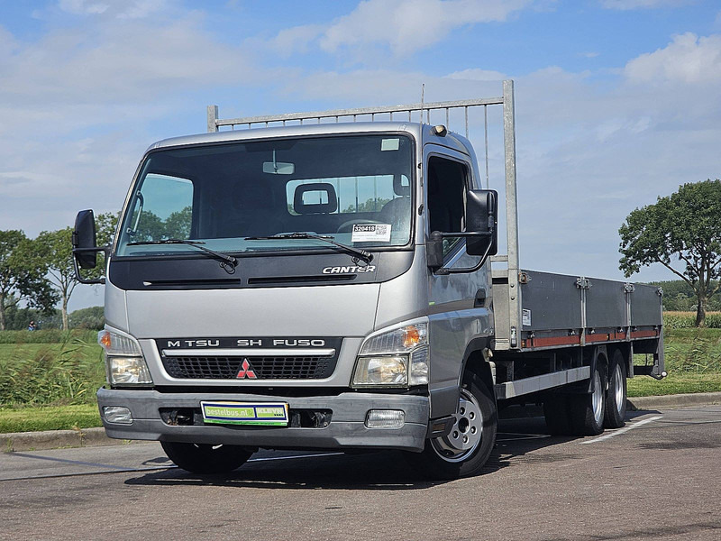 Mitsubishi Canter 3 C - Cabeza tractora: foto 1 Mitsubishi Canter 3 C - Cabeza tractora: foto 1