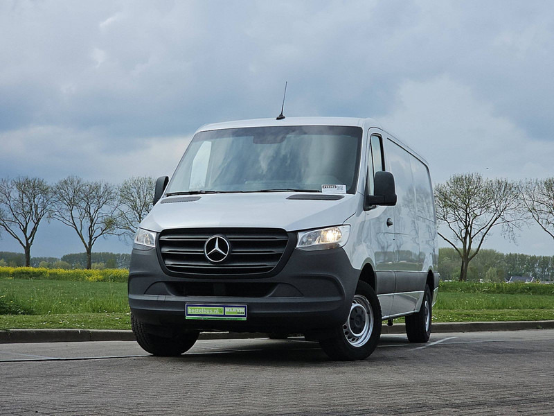 Mercedes-Benz Sprinter 315 L2H1 RWD Mbux! - Furgón: foto 1 Mercedes-Benz Sprinter 315 L2H1 RWD Mbux! - Furgón: foto 1