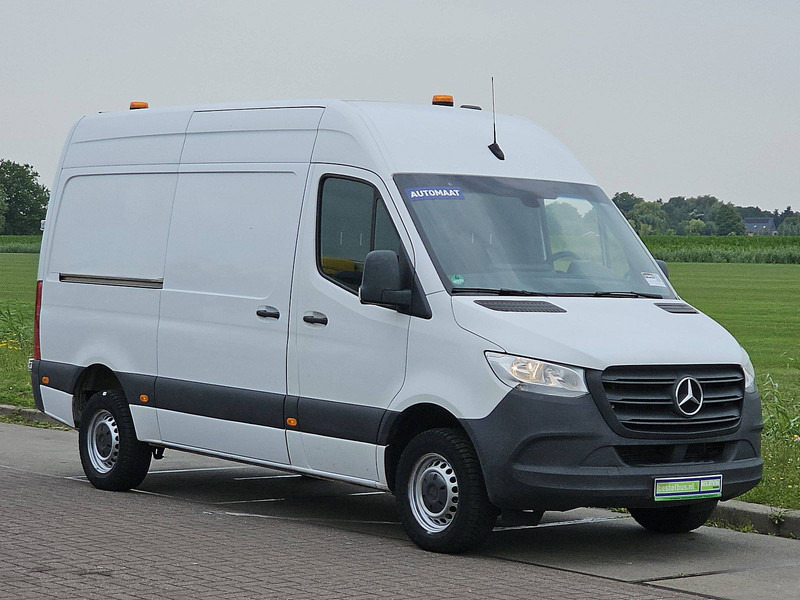 Mercedes-Benz Sprinter 319 L2H2 V6 3.5t-Trekh. - Furgón: foto 5 Mercedes-Benz Sprinter 319 L2H2 V6 3.5t-Trekh. - Furgón: foto 5