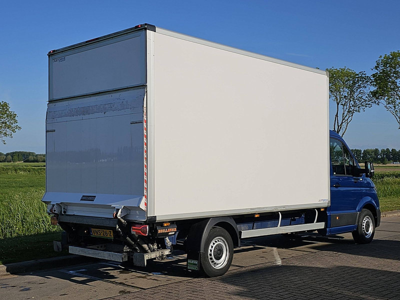 Volkswagen Crafter 35 2.0 ac EURO6 - Furgoneta caja cerrada: foto 3 Volkswagen Crafter 35 2.0 ac EURO6 - Furgoneta caja cerrada: foto 3