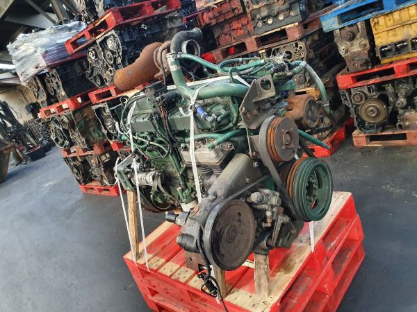 Volvo D7C215 - Motor: foto 5 Volvo D7C215 - Motor: foto 5