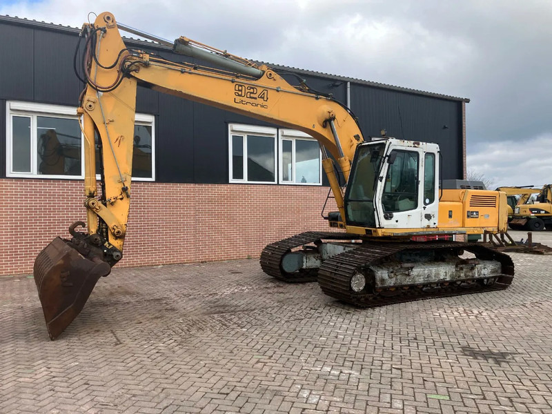 Liebherr 924 - Excavadora de cadenas: foto 1 Liebherr 924 - Excavadora de cadenas: foto 1