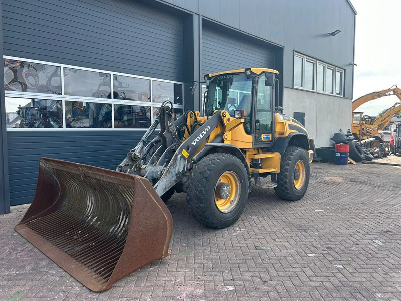 Volvo L45G - Cargadora de ruedas: foto 1 Volvo L45G - Cargadora de ruedas: foto 1