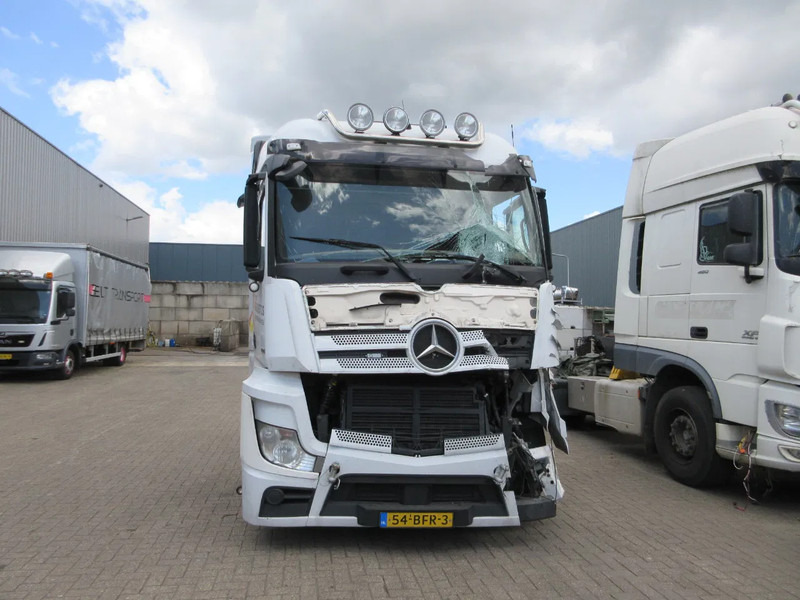 Mercedes-Benz Actros 1942 - Cabeza tractora: foto 2 Mercedes-Benz Actros 1942 - Cabeza tractora: foto 2