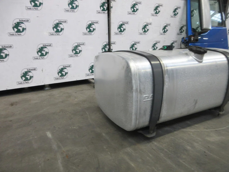 DAF 1681816 // 340 LITER DAF LF 210 EURO 6 MODEL 2020 - Depósito de combustible para Camión: foto 3 DAF 1681816 // 340 LITER DAF LF 210 EURO 6 MODEL 2020 - Depósito de combustible para Camión: foto 3