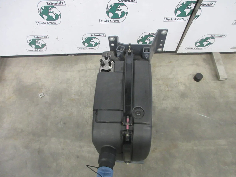 DAF 2303396 - Depósito de combustible para Camión: foto 4 DAF 2303396 - Depósito de combustible para Camión: foto 4