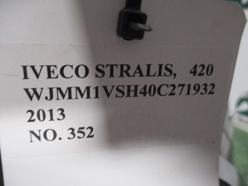 Iveco STRALIS 5801454398 INSTRUMENTENPANEEL HI WAY - Salpicadero para Camión: foto 2 Iveco STRALIS 5801454398 INSTRUMENTENPANEEL HI WAY - Salpicadero para Camión: foto 2