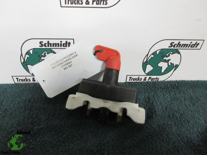 Volvo FL210 21199003 HOOFDSCHAKELAAR EURO 6 - Sistema eléctrico para Camión: foto 1 Volvo FL210 21199003 HOOFDSCHAKELAAR EURO 6 - Sistema eléctrico para Camión: foto 1