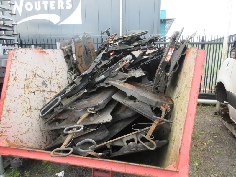 Jost 1630481 // TYPE 150SP2 G50-X D 152 KN DAF CF 410 EURO 6 MODEL 2021 1630481 // TYPE 150SP2 G50-X D 152 KN DAF CF 410 EURO 6 MODEL - Quinta rueda para Camión: foto 2 Jost 1630481 // TYPE 150SP2 G50-X D 152 KN DAF CF 410 EURO 6 MODEL 2021 1630481 // TYPE 150SP2 G50-X D 152 KN DAF CF 410 EURO 6 MODEL - Quinta rueda para Camión: foto 2