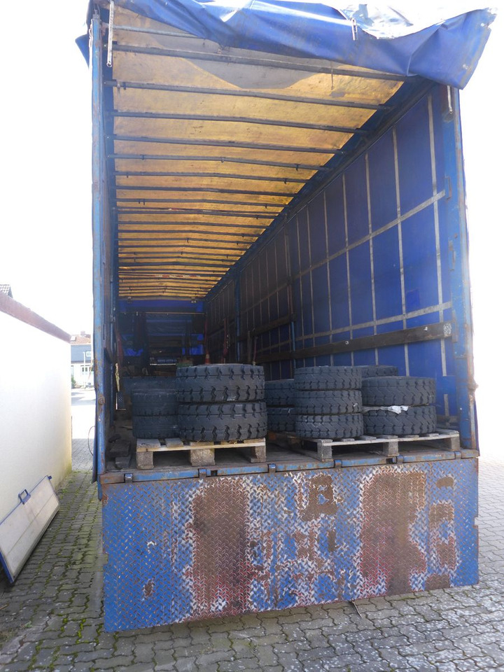 Tieflader mit starker 12 Tonnen Winde Top - Semirremolque góndola rebajadas: foto 2 Tieflader mit starker 12 Tonnen Winde Top - Semirremolque góndola rebajadas: foto 2