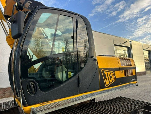 JCB JS220LC - Excavadora de cadenas: foto 2 JCB JS220LC - Excavadora de cadenas: foto 2