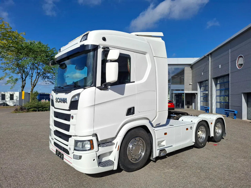 Scania NGS R520 V8 / 6X4 / RETARDER / HYDRAULICS / ONLY:469039 KM / LEATHER / FULL-AIR / NAVI / INLINER / AUTOMATIC / EURO-6 / 2018 - Cabeza tractora: foto 1 Scania NGS R520 V8 / 6X4 / RETARDER / HYDRAULICS / ONLY:469039 KM / LEATHER / FULL-AIR / NAVI / INLINER / AUTOMATIC / EURO-6 / 2018 - Cabeza tractora: foto 1
