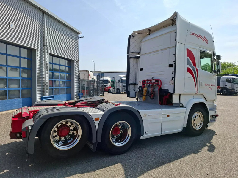 Scania R520 V8 / RETARDER / BOOGIE / FULL-AIR / ACC / LWDS / LEATHER / NAVI / XENON / FRIDGE / AUTOMATIC / EURO-6 / 2015 - Cabeza tractora: foto 5 Scania R520 V8 / RETARDER / BOOGIE / FULL-AIR / ACC / LWDS / LEATHER / NAVI / XENON / FRIDGE / AUTOMATIC / EURO-6 / 2015 - Cabeza tractora: foto 5