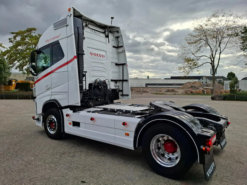Volvo FH4-460 / CLEAN NL TRUCK / VEB+ / ADR / ACC / LWDS / DAS / DOUBLE TANK / LEATHER / FRIDGE / ALCOA / EURO-6 / 2016 - Cabeza tractora: foto 3 Volvo FH4-460 / CLEAN NL TRUCK / VEB+ / ADR / ACC / LWDS / DAS / DOUBLE TANK / LEATHER / FRIDGE / ALCOA / EURO-6 / 2016 - Cabeza tractora: foto 3