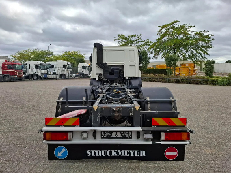 DAF CF75-250 / ADR / ONLY:320740 KM / PTO / INLINER / ALCOA / GOOD CONDITION / MANUAL / EURO-5 / 2011 - Camión chasis: foto 4 DAF CF75-250 / ADR / ONLY:320740 KM / PTO / INLINER / ALCOA / GOOD CONDITION / MANUAL / EURO-5 / 2011 - Camión chasis: foto 4