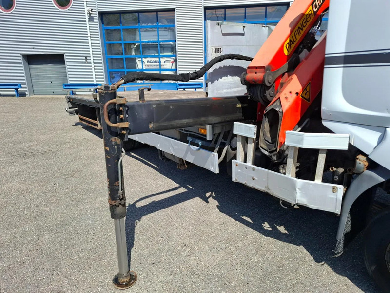 Camión grúa Renault Midlum 220 DXI / PALFINGER PK8501 / REMOTE / ROTATOR / ONLY:189280 KM / AUTOMATIC / EURO-5 / 2009: foto 17