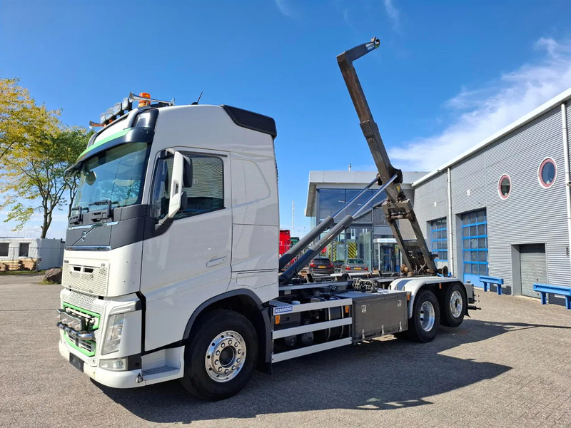 Volvo FH4-500 / VEB+ / HOOK 22 TON / LIFT+LENKACHSE / TUV:02-02-2026 / FULL-AIR / LWDS / NAVI / ALCOA / AUTOMATIC / EURO-6 / 2017 - Camión multibasculante: foto 1 Volvo FH4-500 / VEB+ / HOOK 22 TON / LIFT+LENKACHSE / TUV:02-02-2026 / FULL-AIR / LWDS / NAVI / ALCOA / AUTOMATIC / EURO-6 / 2017 - Camión multibasculante: foto 1