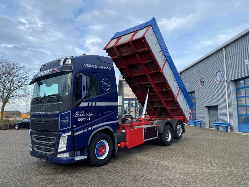 Volvo FH4-540 / VEB+ / ACC / LWDS / 3SIDE TIPPER / DYNAMIC STEERING / LEATHER / FULL-AIR / AUTOMATIC / EURO-6 / 2017 - Camión volquete: foto 1 Volvo FH4-540 / VEB+ / ACC / LWDS / 3SIDE TIPPER / DYNAMIC STEERING / LEATHER / FULL-AIR / AUTOMATIC / EURO-6 / 2017 - Camión volquete: foto 1