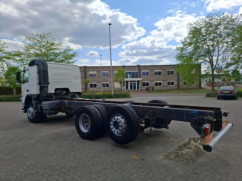 Volvo FM13-420 / VEB+ / LIFT+LENKACHSE / INLINER / AIRCO / AUTOMATIC / EURO-5 / 2011 - Camión chasis: foto 3 Volvo FM13-420 / VEB+ / LIFT+LENKACHSE / INLINER / AIRCO / AUTOMATIC / EURO-5 / 2011 - Camión chasis: foto 3