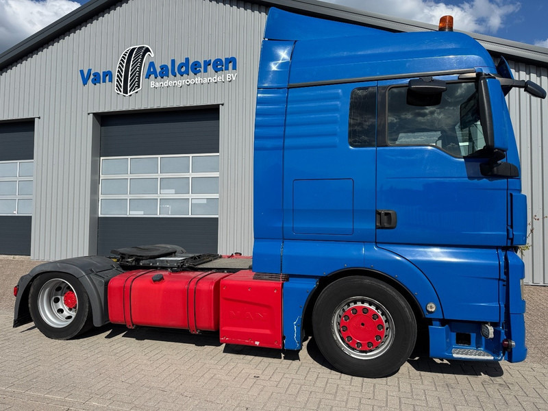 MAN TGX 19.440 Mega, Lifting 5 Th. Wheel., Hebe Sattel - Cabeza tractora: foto 2 MAN TGX 19.440 Mega, Lifting 5 Th. Wheel., Hebe Sattel - Cabeza tractora: foto 2