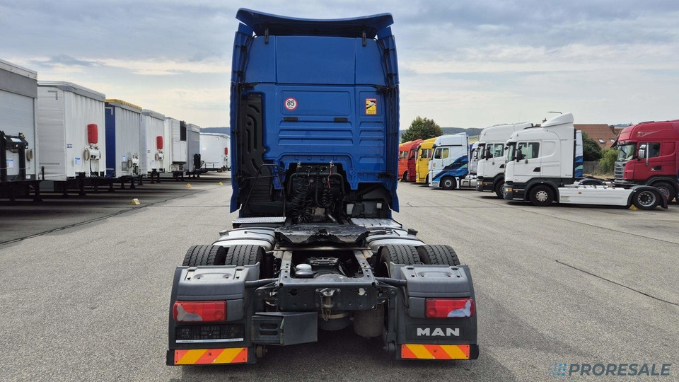 MAN TGX 18.500 XXL LOW DECK EURO 6 - Cabeza tractora: foto 3 MAN TGX 18.500 XXL LOW DECK EURO 6 - Cabeza tractora: foto 3