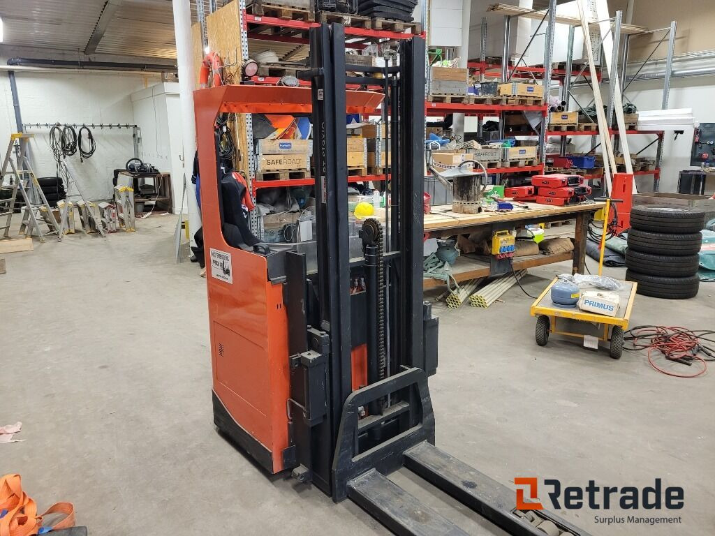 Gaffeltruck Sittstaplare BT SRE135L låga timmar - 2017 - Apilador: foto 2 Gaffeltruck Sittstaplare BT SRE135L låga timmar - 2017 - Apilador: foto 2