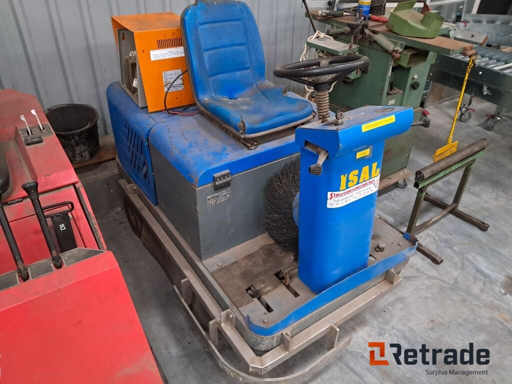 Fejemaskine ISAL 110 E - Maquinaria de construcción: foto 1 Fejemaskine ISAL 110 E - Maquinaria de construcción: foto 1