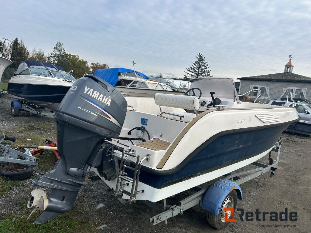 2000 Båt 19 fot Utern Exclusive Series 5602 + Motor Yamaha Fourstroke 80 hk - Otros maquinaria: foto 3 2000 Båt 19 fot Utern Exclusive Series 5602 + Motor Yamaha Fourstroke 80 hk - Otros maquinaria: foto 3