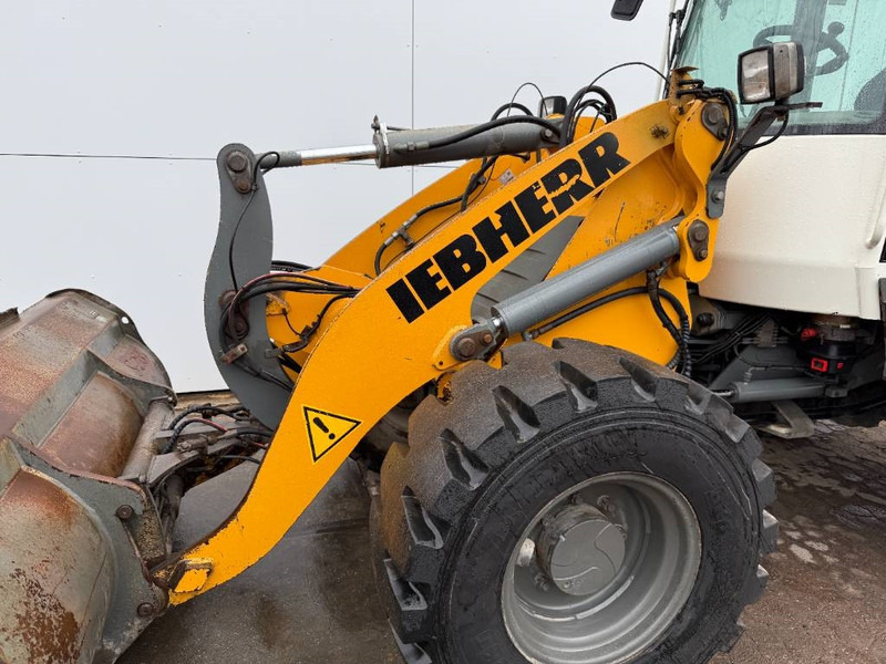 Cargadora de ruedas Liebherr L509 Stereo - German Machine / Automatic Greasing: foto 14