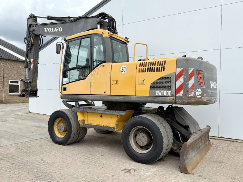 Volvo EW180C - Dutch Machine / Triple Boom - Excavadora de ruedas: foto 3 Volvo EW180C - Dutch Machine / Triple Boom - Excavadora de ruedas: foto 3