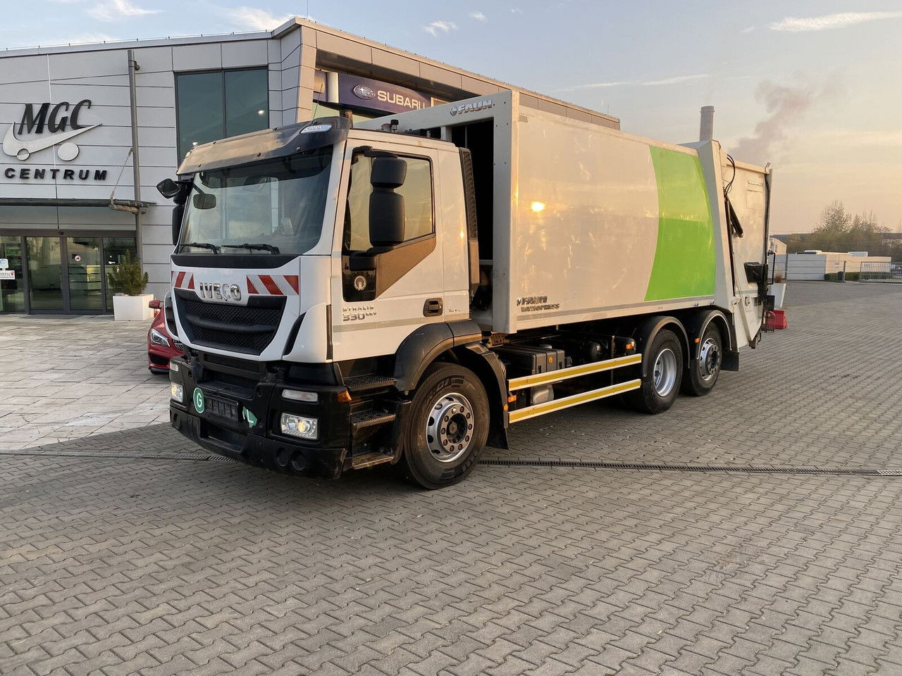 Iveco Stralis 330 EEV / Faun Vario Press 11 27M3 / Service NEW / TOP Iveco Stralis 330 EEV / Faun Vario Press 11 27M3 / Service NEW / TOP - Camión de basura: foto 2 Iveco Stralis 330 EEV / Faun Vario Press 11 27M3 / Service NEW / TOP Iveco Stralis 330 EEV / Faun Vario Press 11 27M3 / Service NEW / TOP - Camión de basura: foto 2