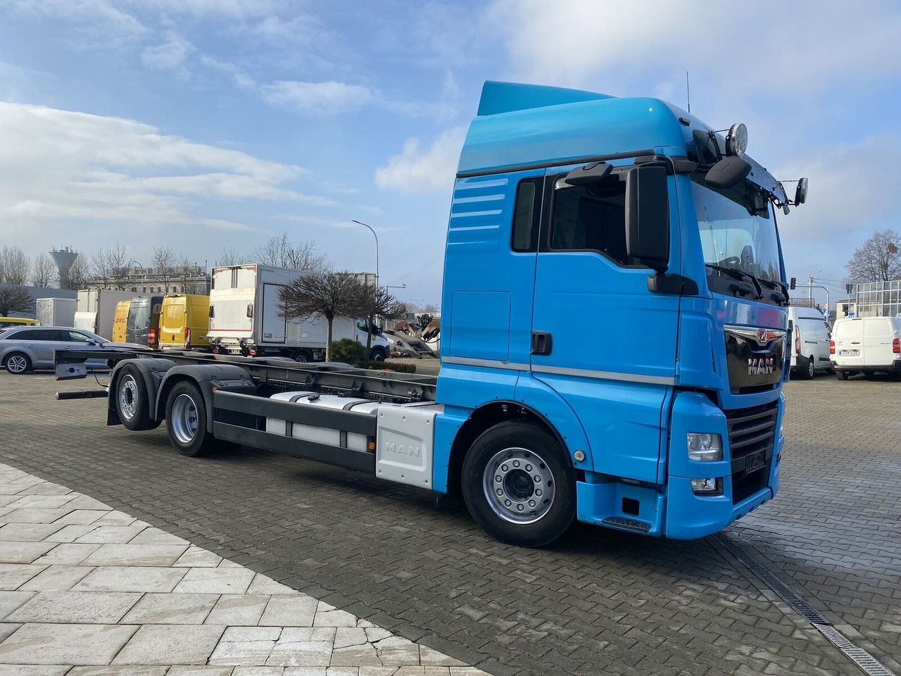 MAN TGX 26.500 /NEW Service AT MAN/ Technical warranty in All Europe - Camión chasis: foto 3 MAN TGX 26.500 /NEW Service AT MAN/ Technical warranty in All Europe - Camión chasis: foto 3
