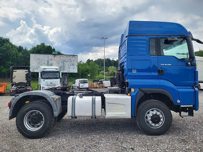 MAN TGS 18.500 4X4 tractor unit - cardan - Cabeza tractora: foto 4 MAN TGS 18.500 4X4 tractor unit - cardan - Cabeza tractora: foto 4