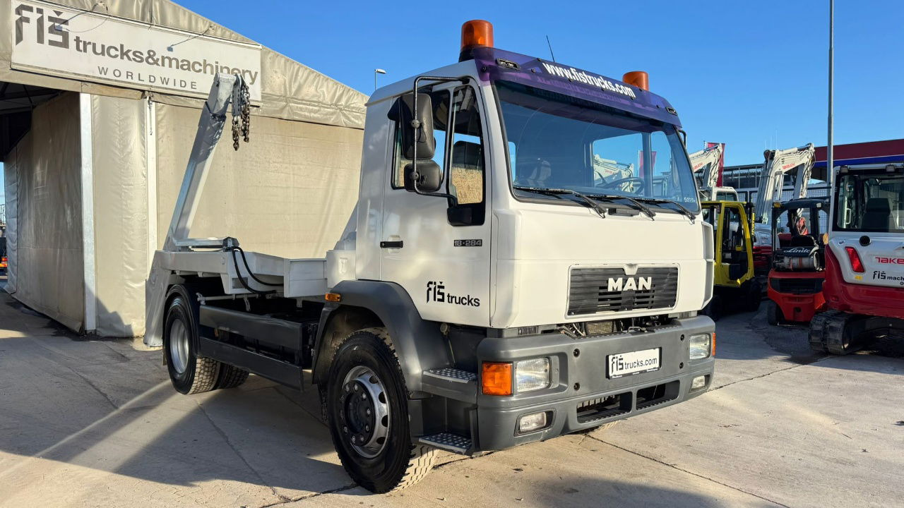 MAN 18.284 LK 4x2 absetz tipper - euro 2 - Camión portacontenedore/ Intercambiable: foto 3 MAN 18.284 LK 4x2 absetz tipper - euro 2 - Camión portacontenedore/ Intercambiable: foto 3