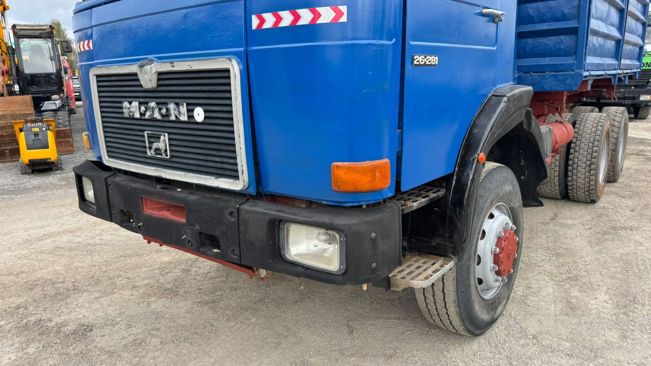 MAN 26.281 6x6 3 sided tipper - ZF gearbox - Camión volquete: foto 2 MAN 26.281 6x6 3 sided tipper - ZF gearbox - Camión volquete: foto 2