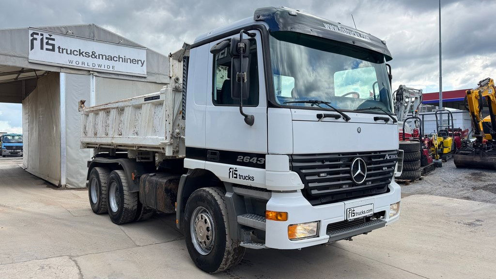 Mercedes-Benz Actros 2643 K 6x4 meiller tipper - Camión volquete: foto 4 Mercedes-Benz Actros 2643 K 6x4 meiller tipper - Camión volquete: foto 4