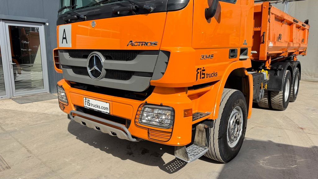Mercedes-Benz Actros 3346 K 6x4 bordmatic - 3 pedals - Camión volquete: foto 2 Mercedes-Benz Actros 3346 K 6x4 bordmatic - 3 pedals - Camión volquete: foto 2
