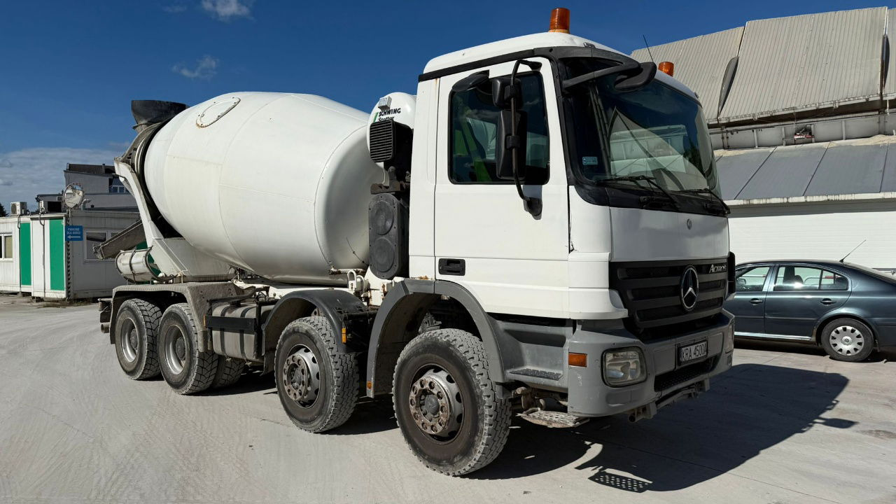 Mercedes-Benz Actros 3532 8x4 beton Schwing mixer 10m3 - Camión hormigonera: foto 1 Mercedes-Benz Actros 3532 8x4 beton Schwing mixer 10m3 - Camión hormigonera: foto 1