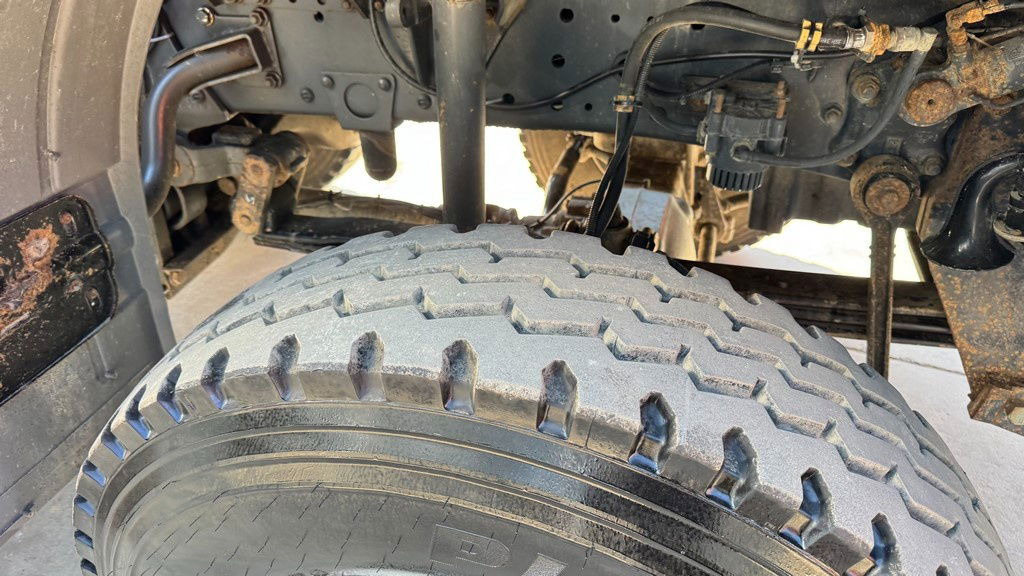 Leasing de Mercedes-Benz Actros 4141 K 8x6 tipper - 19m3 Mercedes-Benz Actros 4141 K 8x6 tipper - 19m3: foto 13 Leasing de Mercedes-Benz Actros 4141 K 8x6 tipper - 19m3 Mercedes-Benz Actros 4141 K 8x6 tipper - 19m3: foto 13