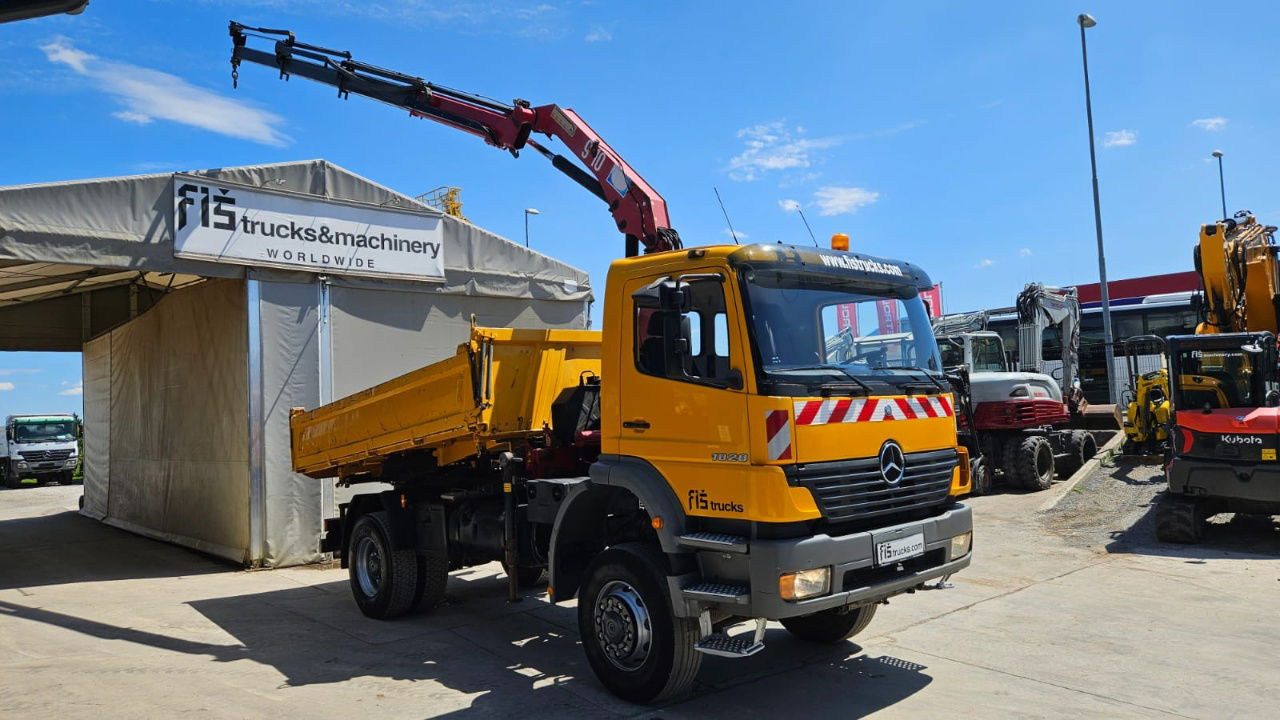 Mercedes-Benz Atego 1828 AK meiller tipper 4x4 - crane 9.5M - remote control - Camión volquete: foto 2 Mercedes-Benz Atego 1828 AK meiller tipper 4x4 - crane 9.5M - remote control - Camión volquete: foto 2