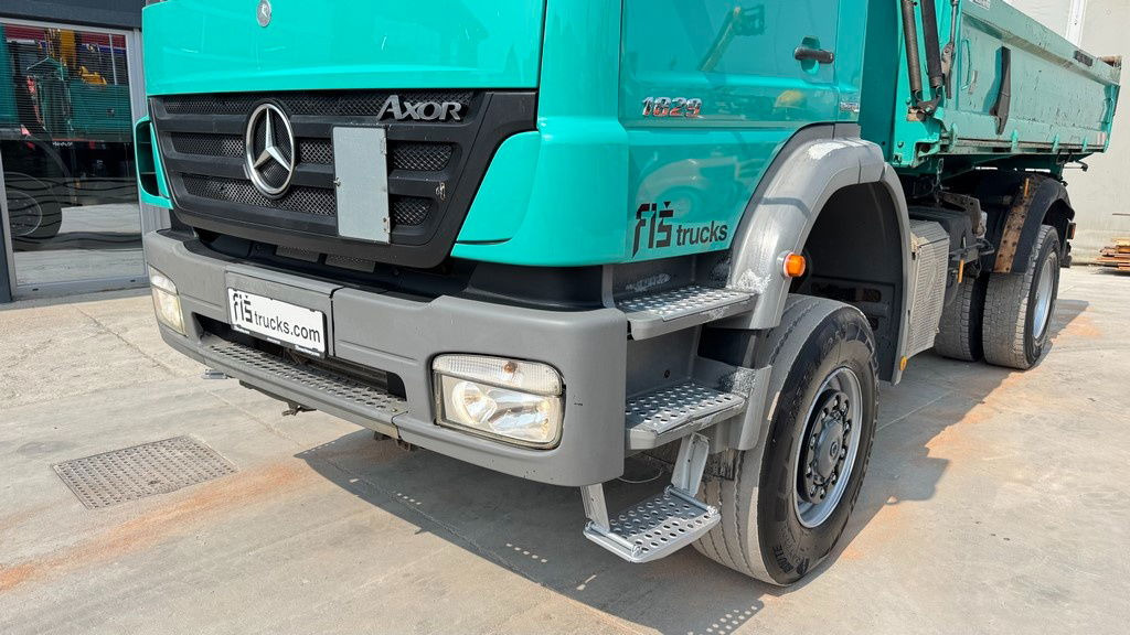 Mercedes-Benz Axor 1829 K 4x4 meiller tipper - Spring - Camión volquete: foto 2 Mercedes-Benz Axor 1829 K 4x4 meiller tipper - Spring - Camión volquete: foto 2