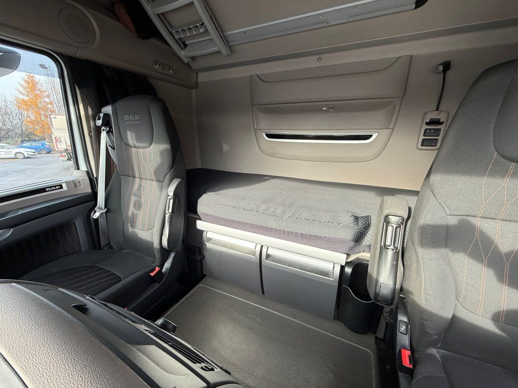 Cabeza tractora DAF XF480 Superspacecab SSC lowdeck: foto 13 Cabeza tractora DAF XF480 Superspacecab SSC lowdeck: foto 13