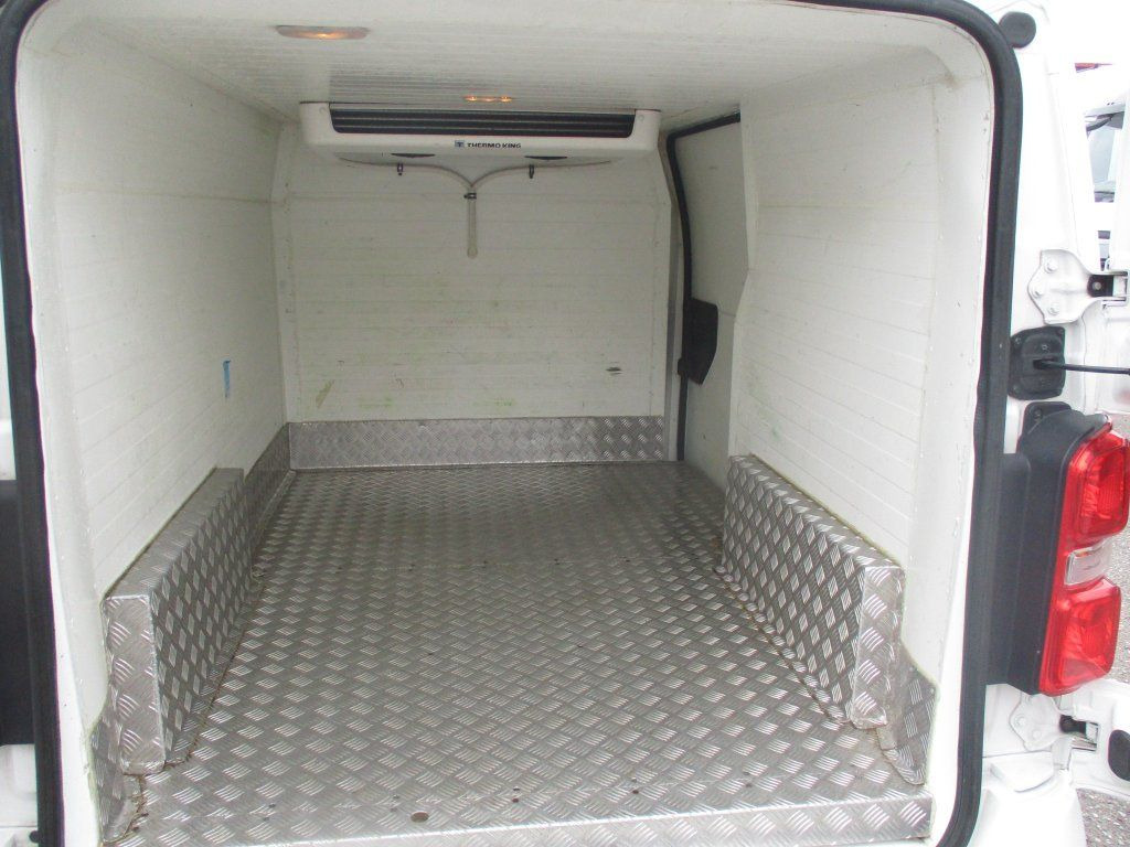Citroën Jumpy L2H1 Thermo King C250 - Furgoneta frigorifica: foto 4 Citroën Jumpy L2H1 Thermo King C250 - Furgoneta frigorifica: foto 4