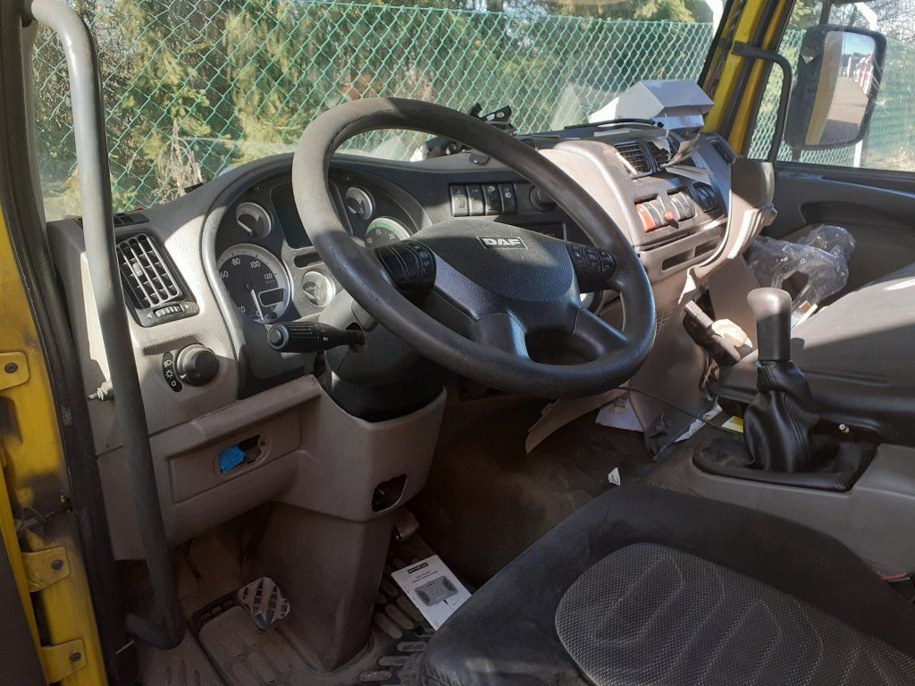Camión frigorífico DAF LF45.210 mit Carrier Motorschaden engineproblem: foto 6