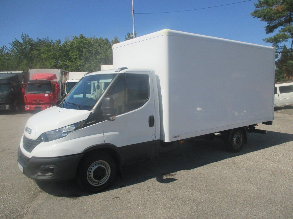 Iveco Daily 35S16 - Furgón: foto 1 Iveco Daily 35S16 - Furgón: foto 1