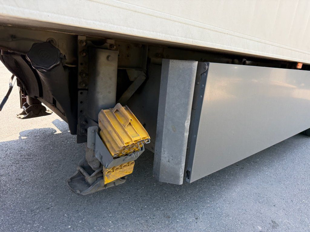 Lamberet LVF S3 Carrier Maxima 1300 - Semirremolque caja cerrada: foto 5 Lamberet LVF S3 Carrier Maxima 1300 - Semirremolque caja cerrada: foto 5