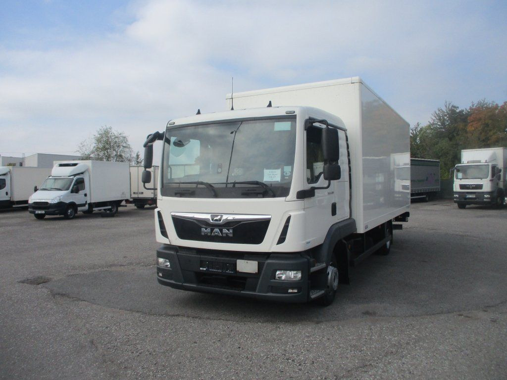MAN TGL 8.190 - Furgoneta caja cerrada: foto 3 MAN TGL 8.190 - Furgoneta caja cerrada: foto 3